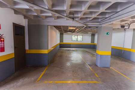 Apartamento à venda com 172m², 4 quartos e 3 vagas Apartamento à venda com 172m², 4 quartos e 3 vagasGaragem