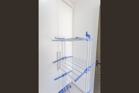 Apartamento à venda com 172m², 4 quartos e 3 vagas Apartamento à venda com 172m², 4 quartos e 3 vagasQuarto de Serviço