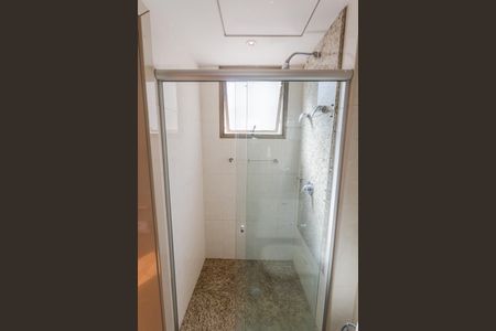 Apartamento à venda com 172m², 4 quartos e 3 vagas Apartamento à venda com 172m², 4 quartos e 3 vagasBanheiro da Suíte 2