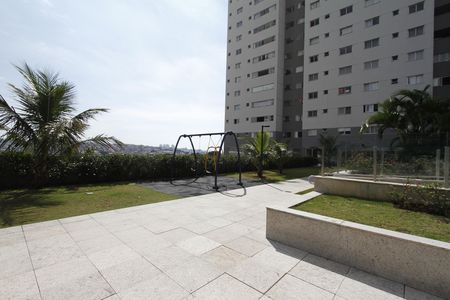 Apartamento para alugar com 55m², 2 quartos e 1 vagaÁrea comum - Playground