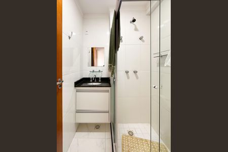 Apartamento à venda com 54m², 2 quartos e 2 vagas Apartamento à venda com 54m², 2 quartos e 2 vagasBanheiro Social