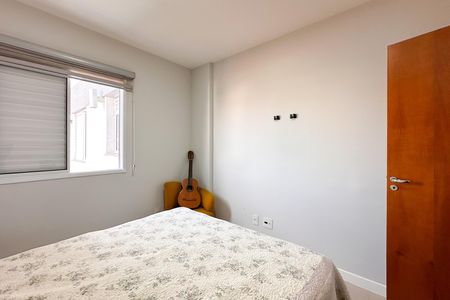 Apartamento à venda com 54m², 2 quartos e 2 vagas Apartamento à venda com 54m², 2 quartos e 2 vagasQuarto 2