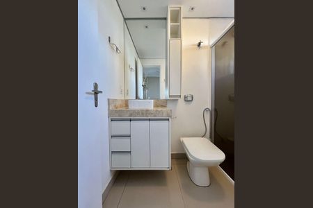Apartamento para alugar com 68m², 2 quartos e 2 vagas Apartamento para alugar com 68m², 2 quartos e 2 vagasBanheiro da Suíte