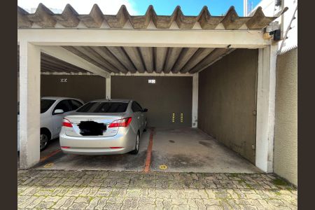 Apartamento para alugar com 68m², 2 quartos e 2 vagas