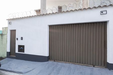 Casa para alugar com 102m², 2 quartos e 1 vagaFachada