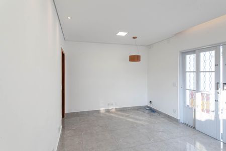 Sala de casa para alugar com 2 quartos, 102m² em São João Batista, Belo Horizonte