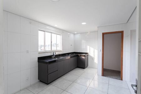 Casa para alugar com 102m², 2 quartos e 1 vagaCozinha