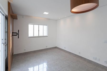 Sala de casa para alugar com 2 quartos, 102m² em São João Batista, Belo Horizonte