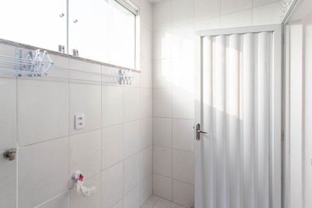 Casa para alugar com 102m², 2 quartos e 1 vagaÁrea de serviço 