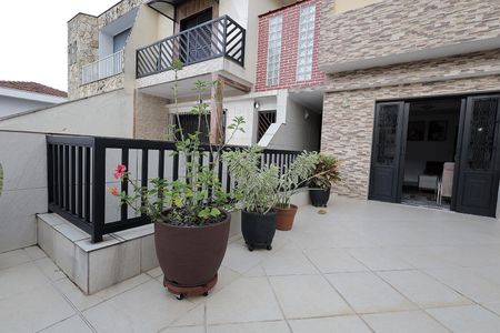 Casa à venda com 200m², 3 quartos e 2 vagasVaranda