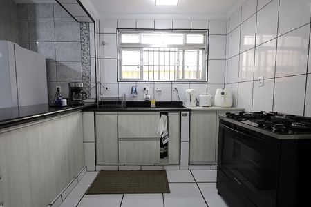 Casa à venda com 200m², 3 quartos e 2 vagasCozinha