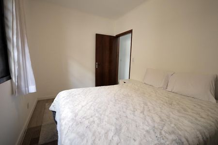 Casa à venda com 200m², 3 quartos e 2 vagasQuarto 2