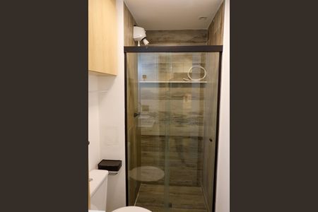 Banheiro de apartamento à venda com 1 quarto, 25m² em Bonfim, Osasco