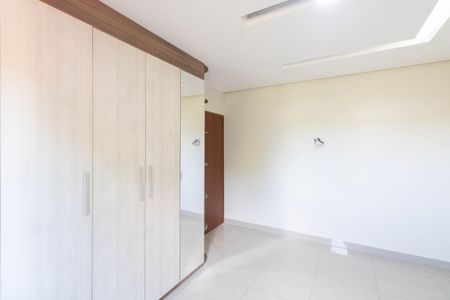 Casa para alugar com 144m², 3 quartos e 2 vagas Casa para alugar com 144m², 3 quartos e 2 vagasQuarto 1
