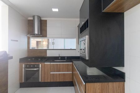 Casa para alugar com 144m², 3 quartos e 2 vagas Casa para alugar com 144m², 3 quartos e 2 vagasCozinha e Área de Serviço