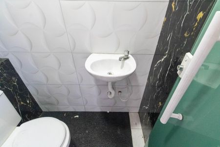 Casa para alugar com 144m², 3 quartos e 2 vagas Casa para alugar com 144m², 3 quartos e 2 vagasBanheiro de serviço