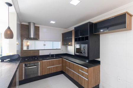 Casa para alugar com 144m², 3 quartos e 2 vagas Casa para alugar com 144m², 3 quartos e 2 vagasCozinha e Área de Serviço