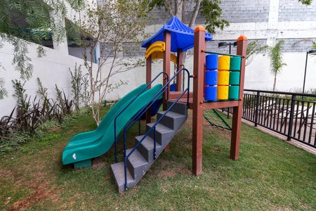 Apartamento à venda com 59m², 2 quartos e 1 vaga Apartamento à venda com 59m², 2 quartos e 1 vagaÁrea comum - Playground
