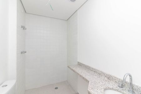 Apartamento à venda com 59m², 2 quartos e 1 vaga Apartamento à venda com 59m², 2 quartos e 1 vagaBanheiro da Suíte