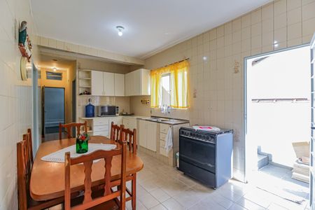 Casa à venda com 175m², 4 quartos e 2 vagasCozinha