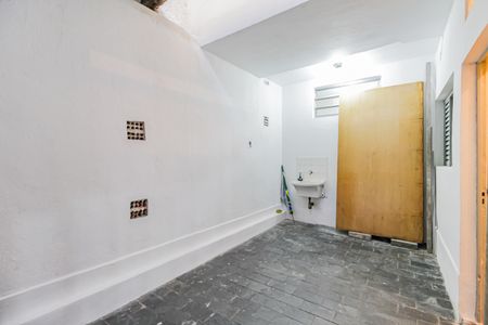 Casa à venda com 175m², 4 quartos e 2 vagasÁrea de Serviço 1