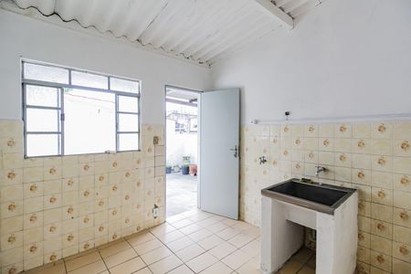 Casa à venda com 175m², 4 quartos e 2 vagasÁrea de Serviço 2