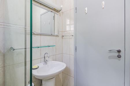 Casa à venda com 175m², 4 quartos e 2 vagasBanheiro