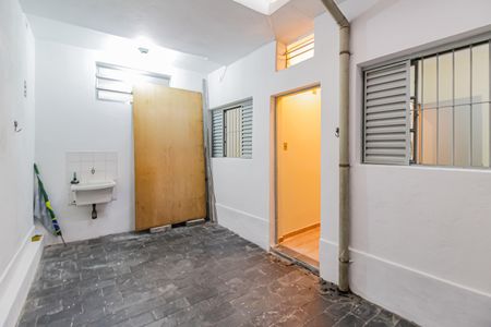 Casa à venda com 175m², 4 quartos e 2 vagasÁrea de Serviço 1