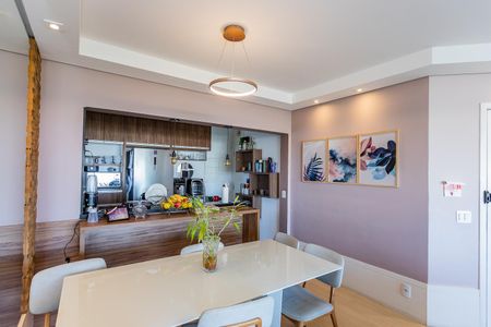 Apartamento à venda com 85m², 2 quartos e 1 vagaSala e varanda extendida