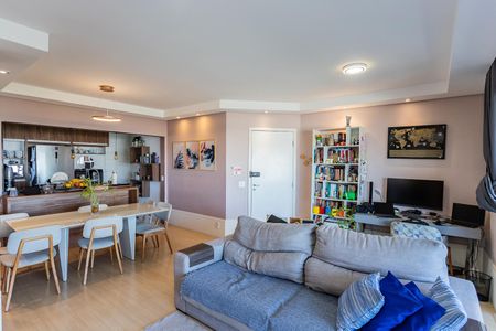 Apartamento à venda com 85m², 2 quartos e 1 vagaSala e varanda extendida
