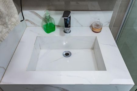 Apartamento à venda com 85m², 2 quartos e 1 vagaBanheiro suite