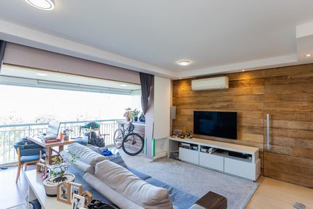 Apartamento à venda com 85m², 2 quartos e 1 vagaSala e varanda extendida