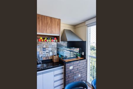 Apartamento à venda com 85m², 2 quartos e 1 vagaSala e varanda extendida