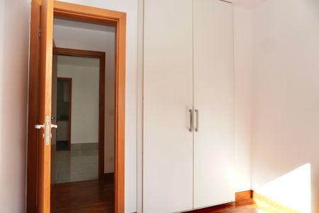 Quarto 1 de apartamento para alugar com 3 quartos, 85m² em Funcionários, Belo Horizonte