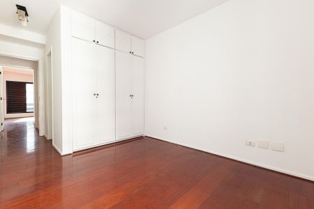 Apartamento para alugar com 200m², 3 quartos e 2 vagasSuíte 3