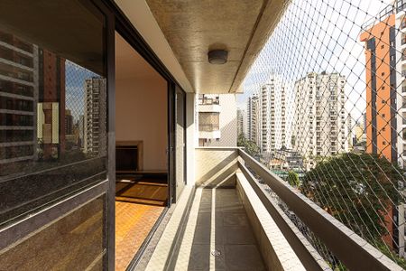Apartamento para alugar com 200m², 3 quartos e 2 vagasVaranda