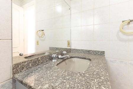 Apartamento para alugar com 200m², 3 quartos e 2 vagasBanheiro da Suíte 2