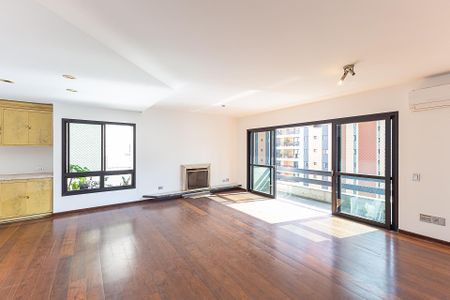 Apartamento para alugar com 200m², 3 quartos e 2 vagasSala