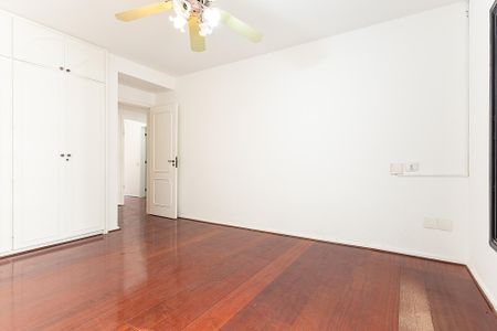 Apartamento para alugar com 200m², 3 quartos e 2 vagasSuíte 1