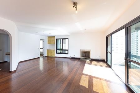 Apartamento para alugar com 200m², 3 quartos e 2 vagasSala