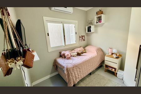 Quarto 1 de casa à venda com 3 quartos, 82m² em Mato Grande, Canoas