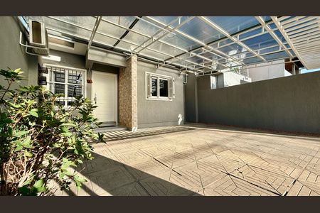 Casa à venda com 82m², 3 quartos e 3 vagas