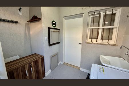Casa à venda com 3 quartos, 82m² em Mato Grande, Canoas