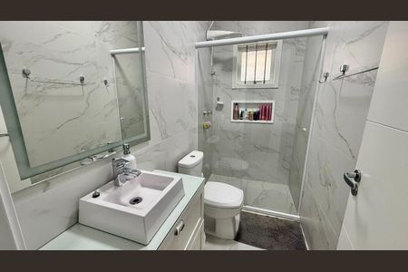Casa à venda com 82m², 3 quartos e 3 vagas Casa à venda com 82m², 3 quartos e 3 vagasBanheiro 2