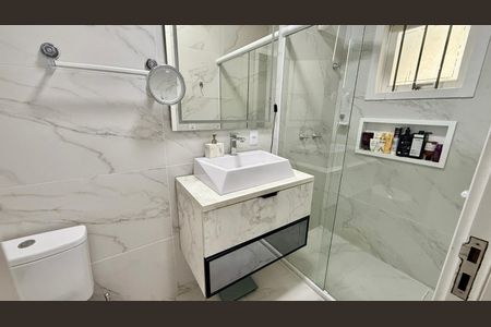 Banheiro 1 de casa à venda com 3 quartos, 82m² em Mato Grande, Canoas