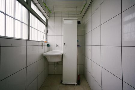 Apartamento para alugar com 57m², 2 quartos e 1 vaga Apartamento para alugar com 57m², 2 quartos e 1 vagaÁrea de Serviço