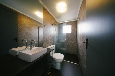 Apartamento para alugar com 57m², 2 quartos e 1 vaga Apartamento para alugar com 57m², 2 quartos e 1 vagaBanheiro