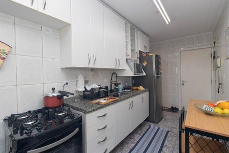 Apartamento para alugar com 150m², 3 quartos e 2 vagas Apartamento para alugar com 150m², 3 quartos e 2 vagasCozinha e Área de Serviço