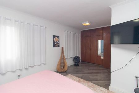 Apartamento para alugar com 150m², 3 quartos e 2 vagas Apartamento para alugar com 150m², 3 quartos e 2 vagasQuarto Suíte