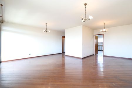 Apartamento à venda com 171m², 4 quartos e 4 vagasSala